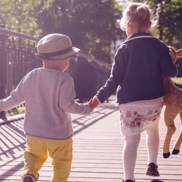 Welcome to Cedar Laundry Exchange Too!  @cle957too - Picture 4 of 7